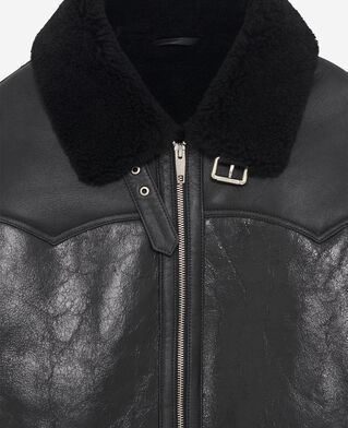 The Kooples FEMME BLACK peau lainée courte avec col sherpa noire