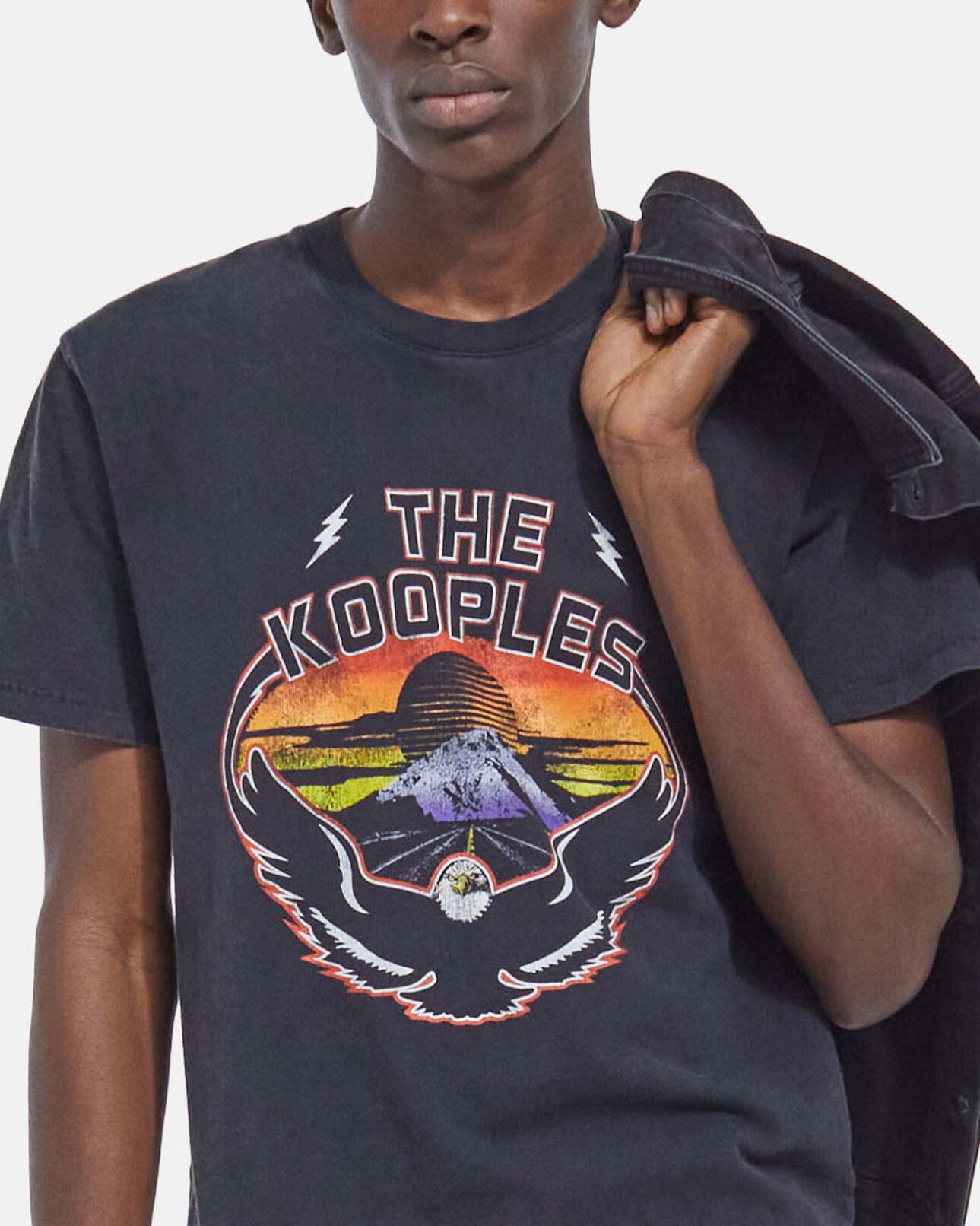 The Kooples HOMBRE BLACK WASHED camiseta negra estampada algodón redondo