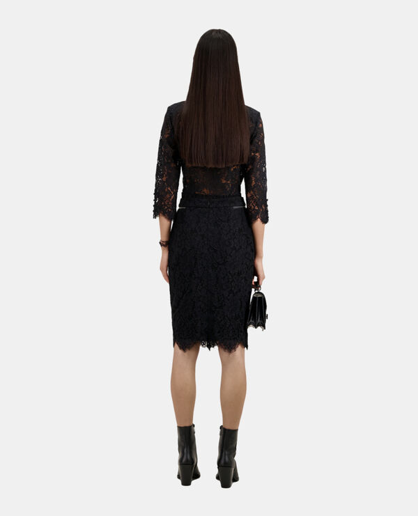 The Kooples FEMME BLACK jupe crayon mi-longue en dentelle noire
