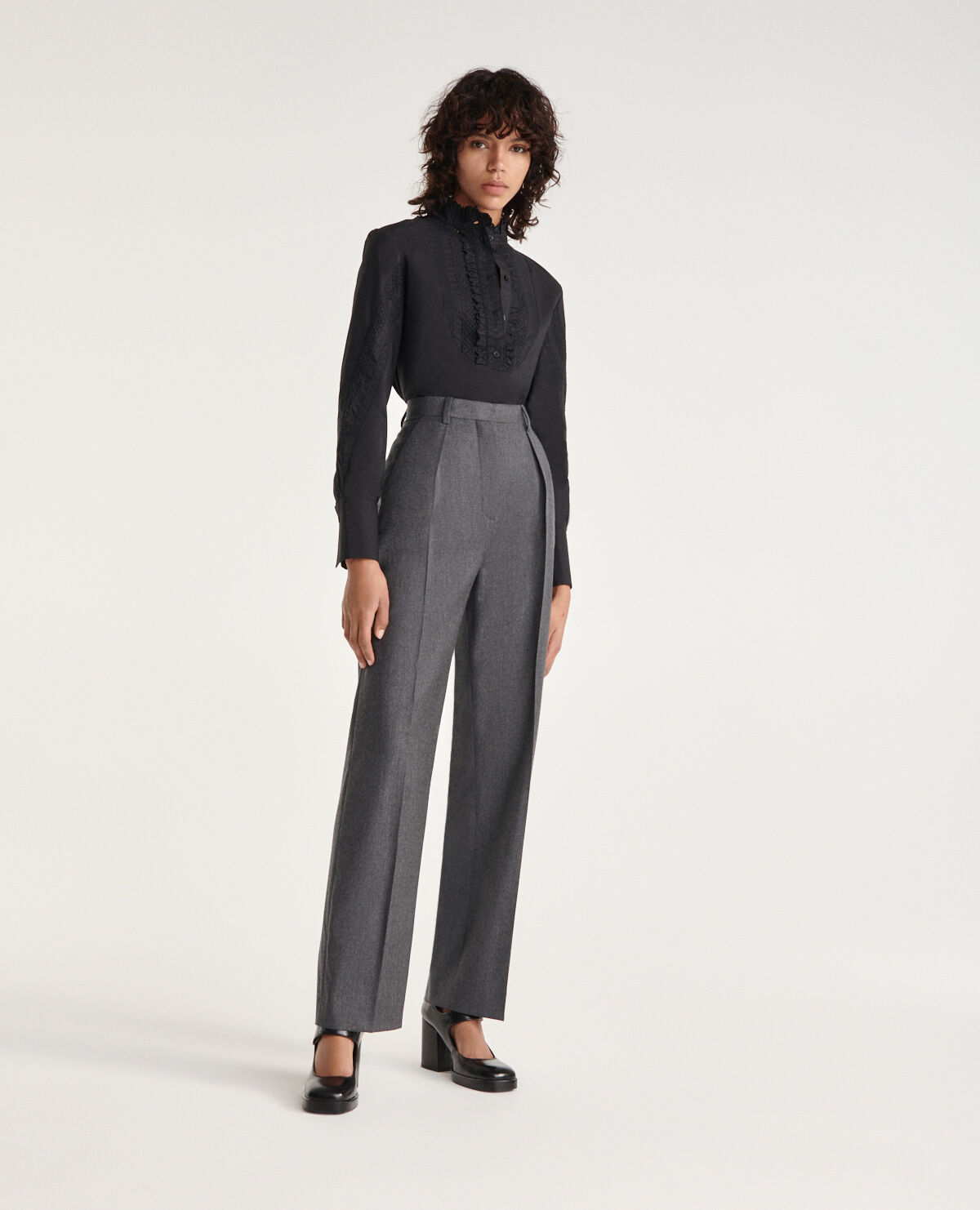 Pantalon droit a pinces gris fonce
