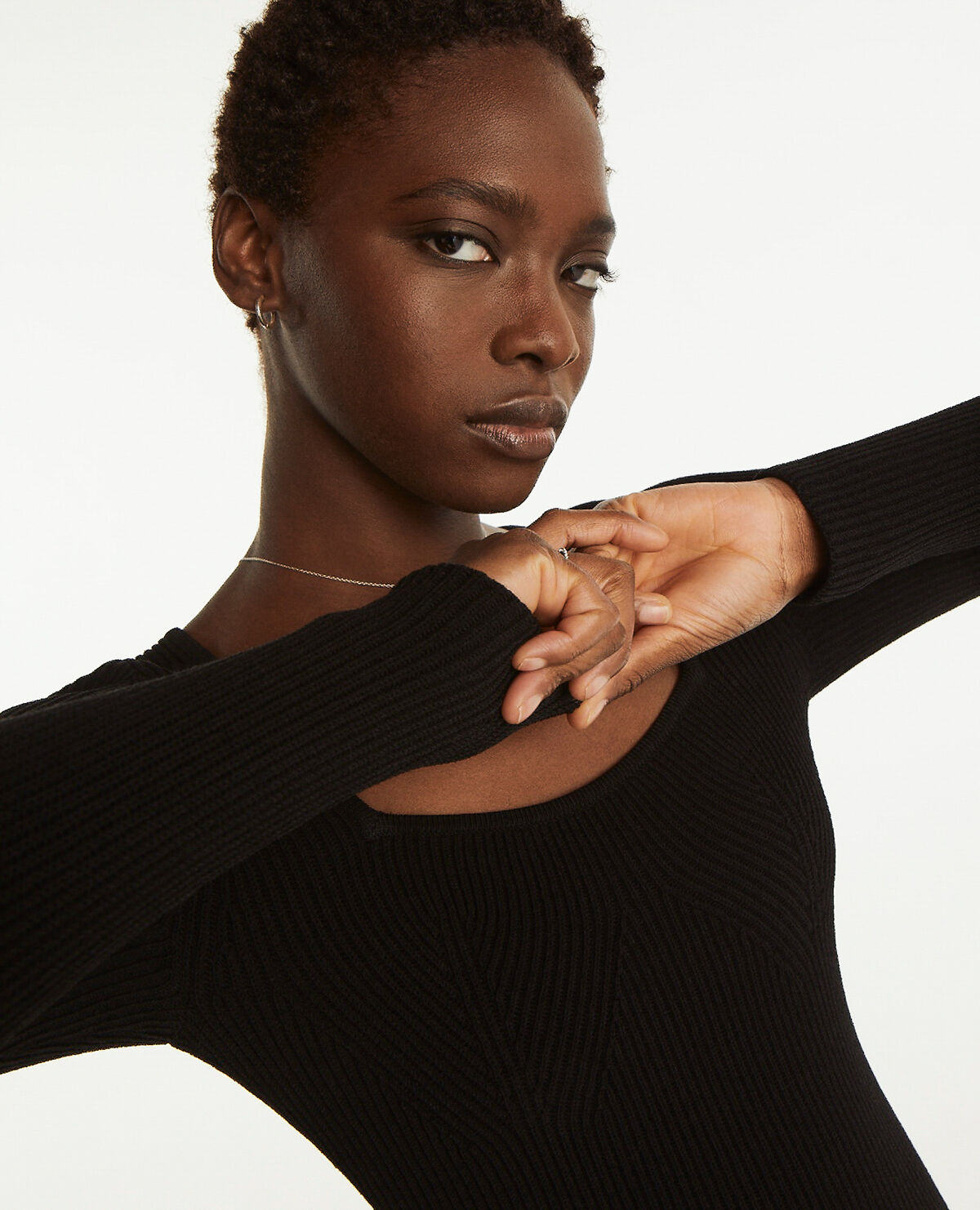 Robe courte noire maille col carr The Kooples