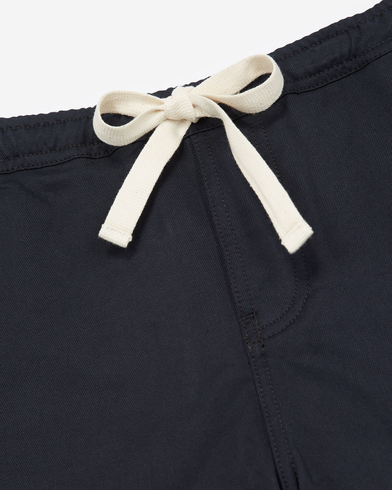 The Kooples HOMME DARK NAVY short bleu coton avec poche arrière