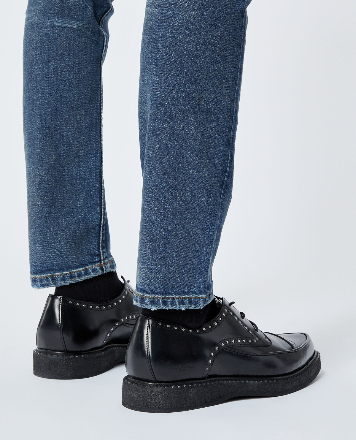 Chaussure semelle clouté clearance