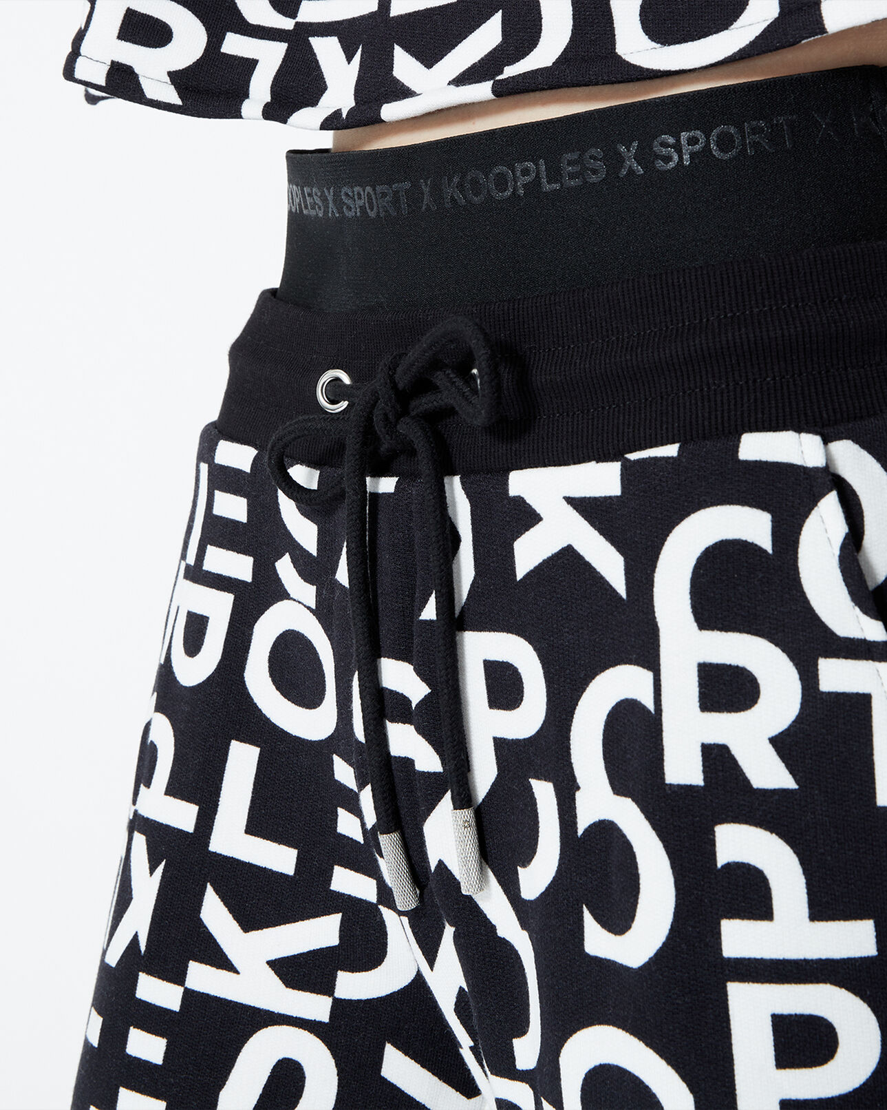 The Kooples FEMME BLACK WHITE jogging noir et blanc à imprimé all-over