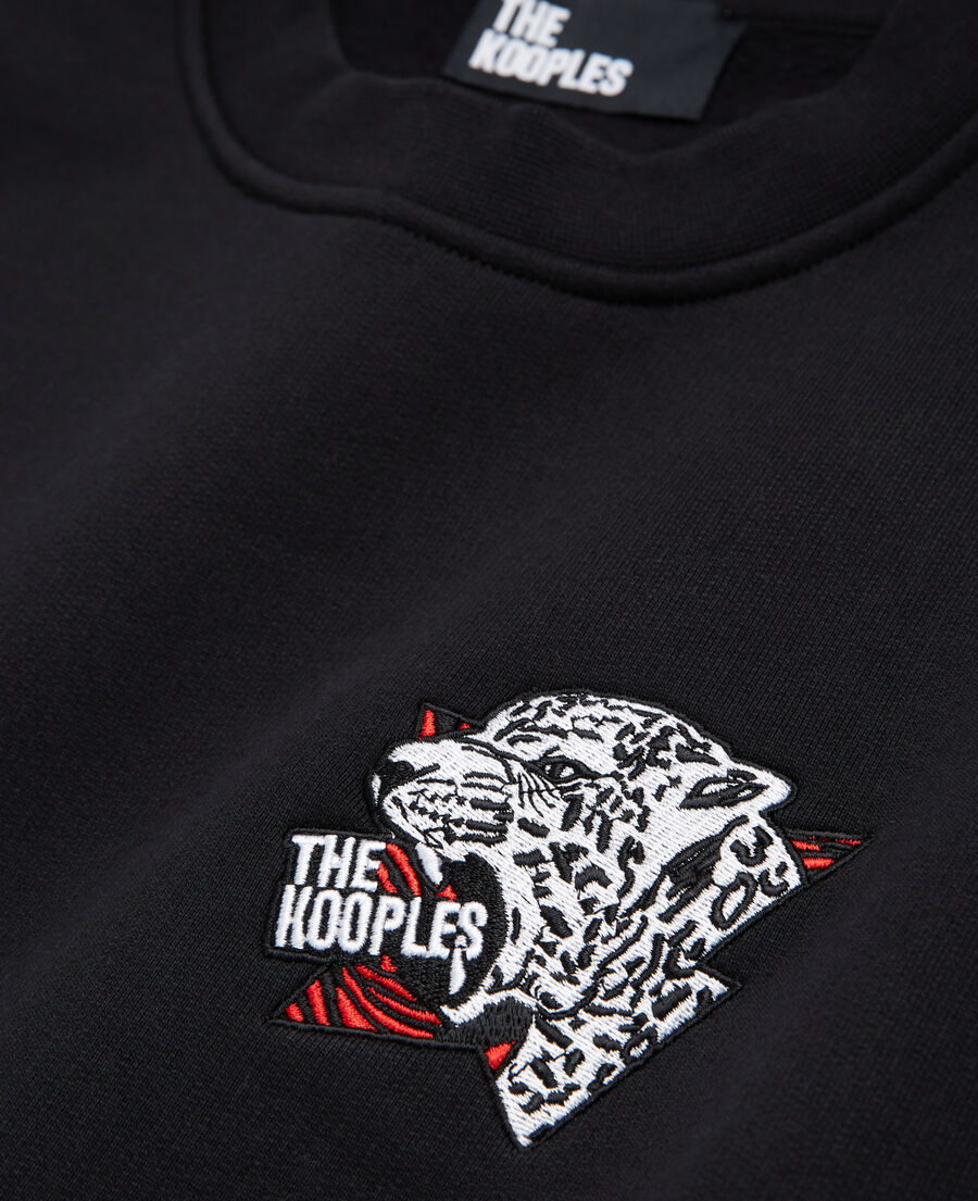 schwarzes sweatshirt mit logo und tiger-motiv