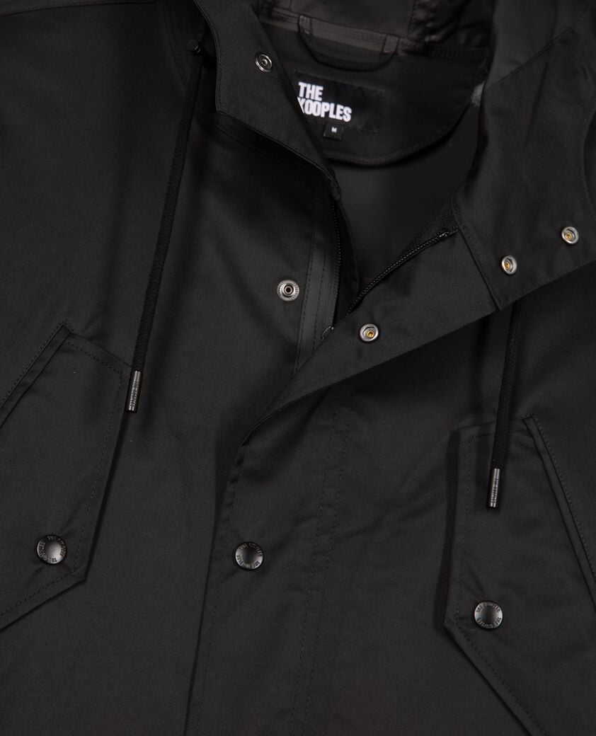 The Kooples HOMME BLACK parka à traitement déperlant à capuche noire