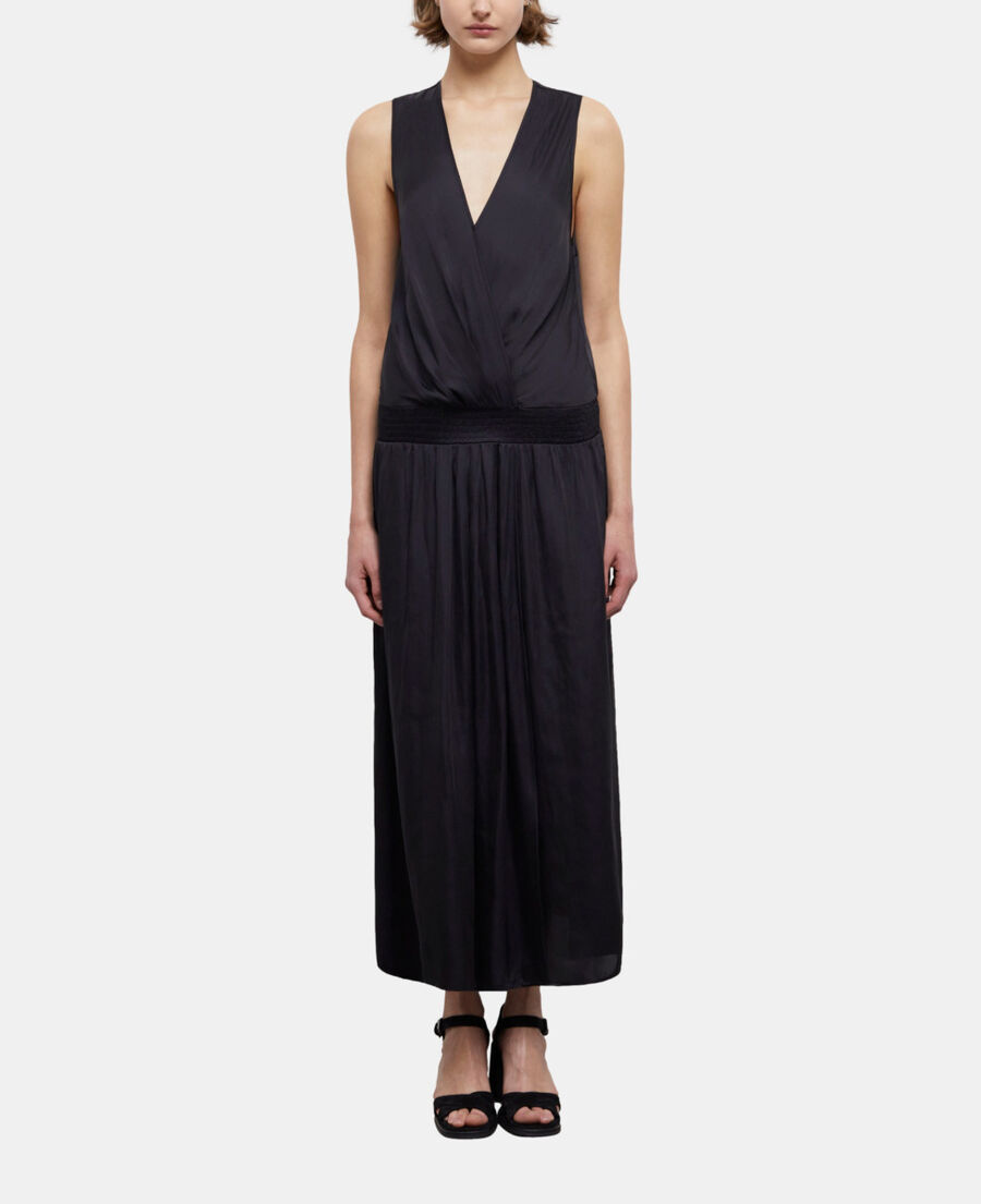 vestido largo negro satinado