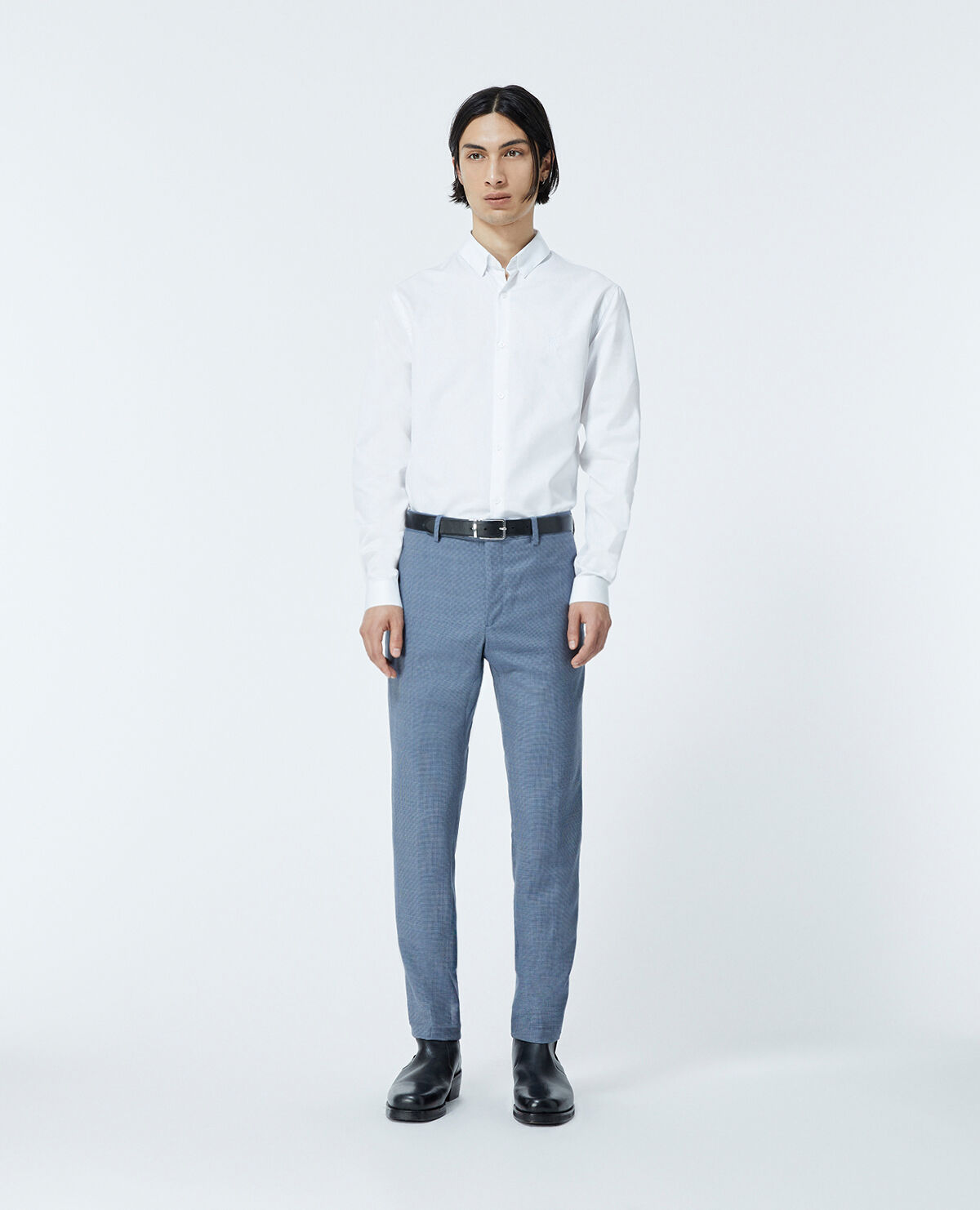 24,019 Light Blue Shirt Black Pants Stock Photos, High-Res Pictures, and  Images - Getty Images