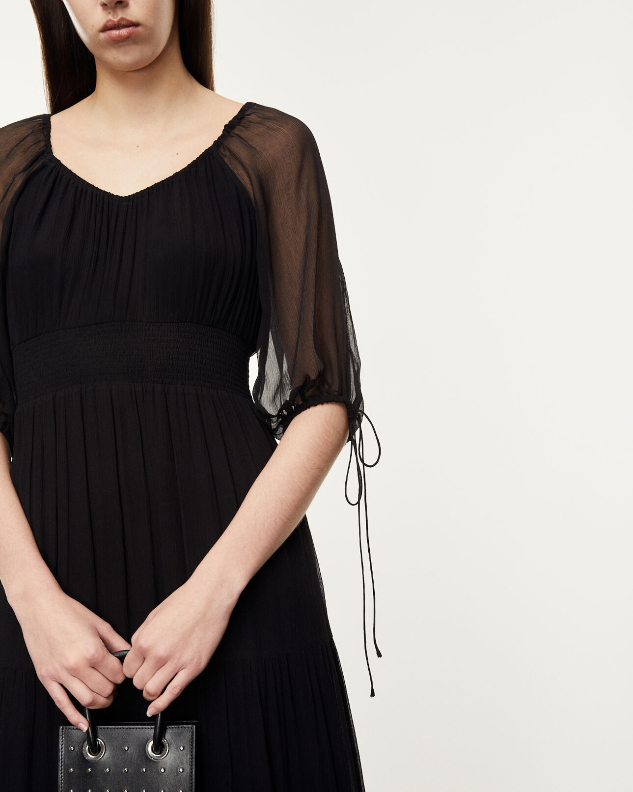 The Kooples DAMEN BLACK langes schwarzes kleid mit gesmokten details