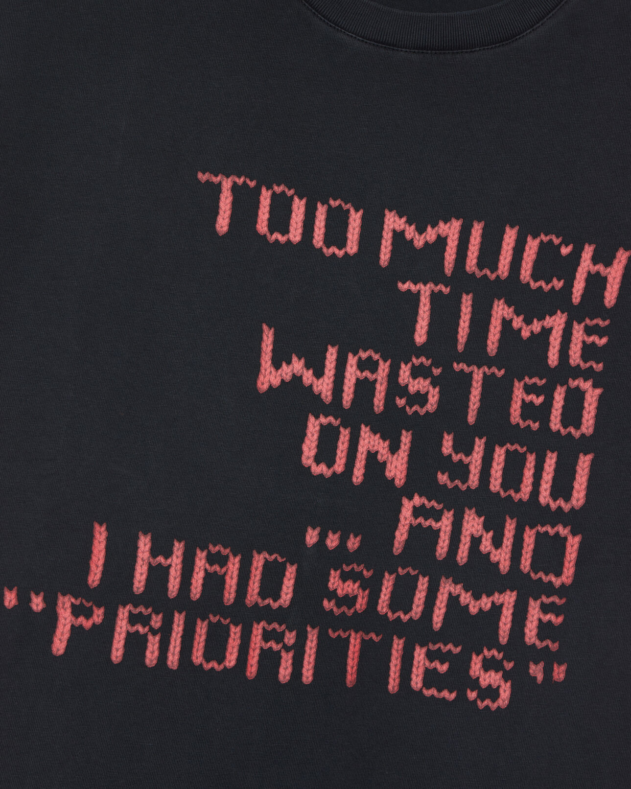 The Kooples H BLACK WASHED t-shirt with black knit effect screen printing