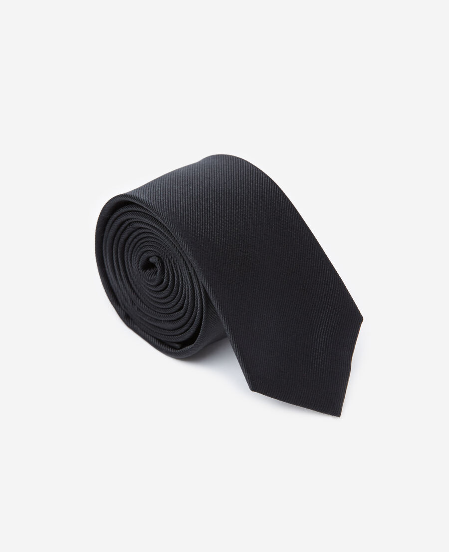 cravate soie noire unie permanente