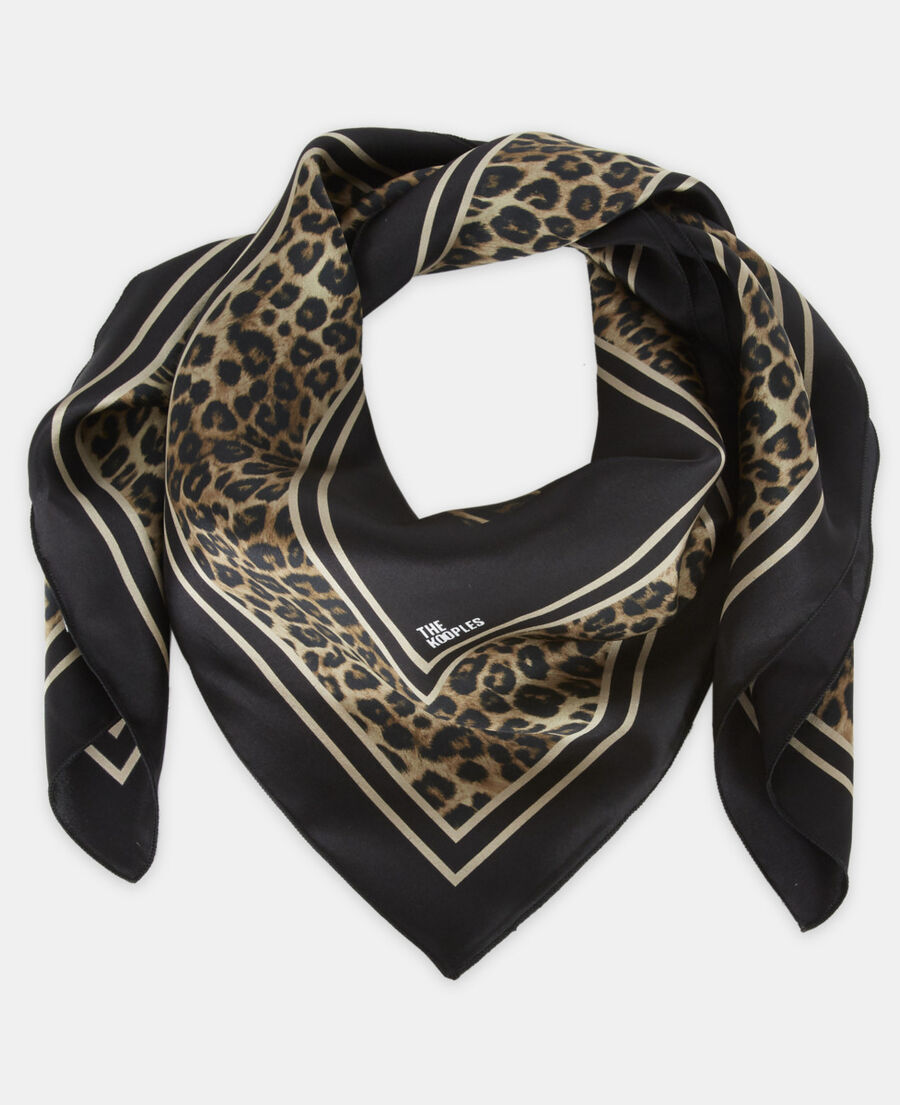foulard en soie léopard