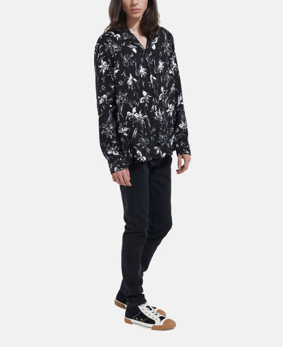 black shirt with shark collar