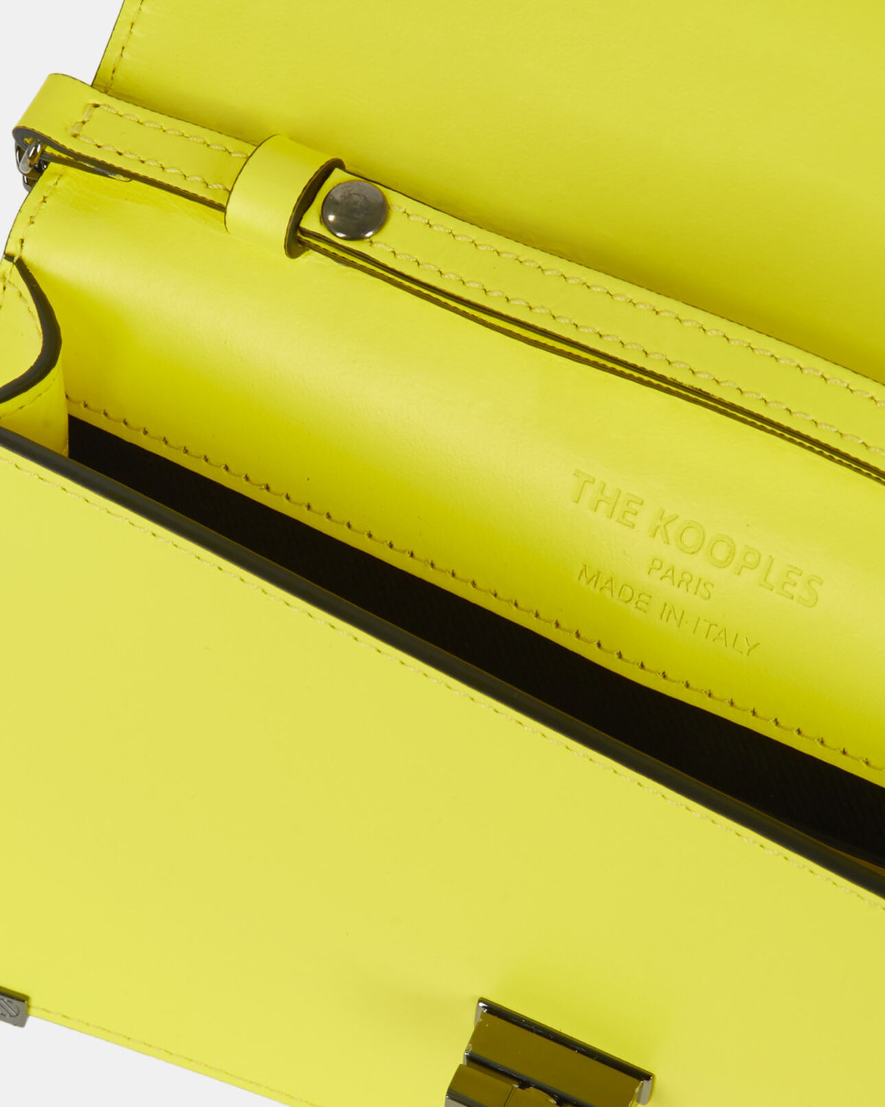 The Kooples FEMME YELLOW ACID pochette emily medium en cuir jaune
