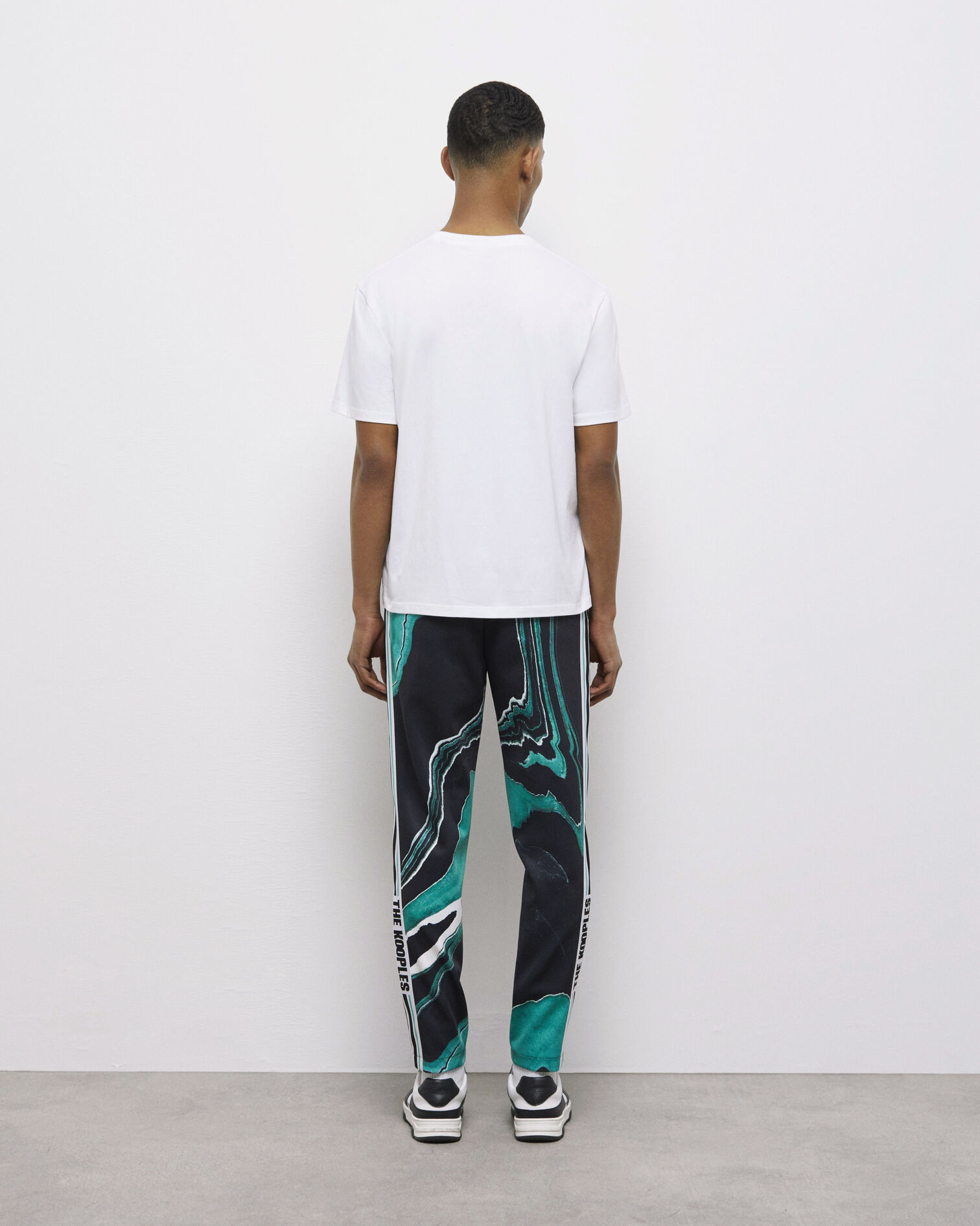 , WHITE, hi-res image number null