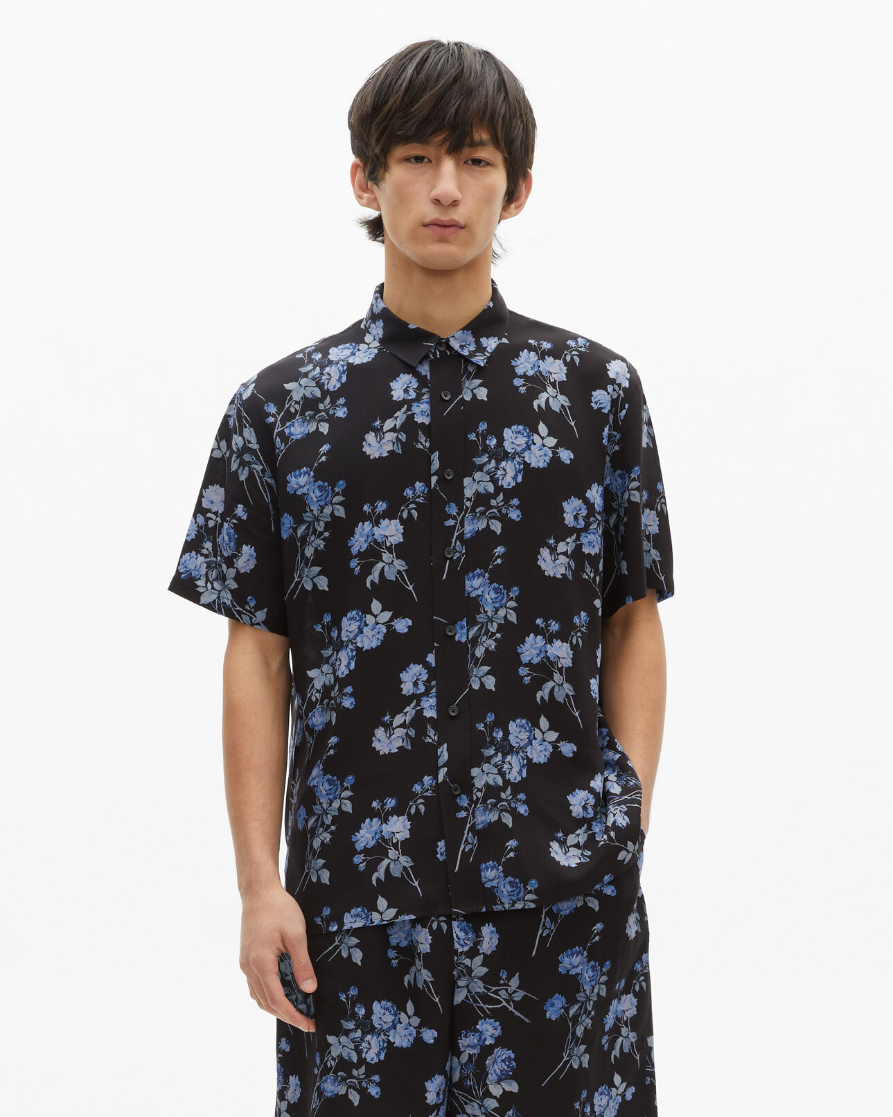The Kooples MEN BLACK BLUE black floral print shirt