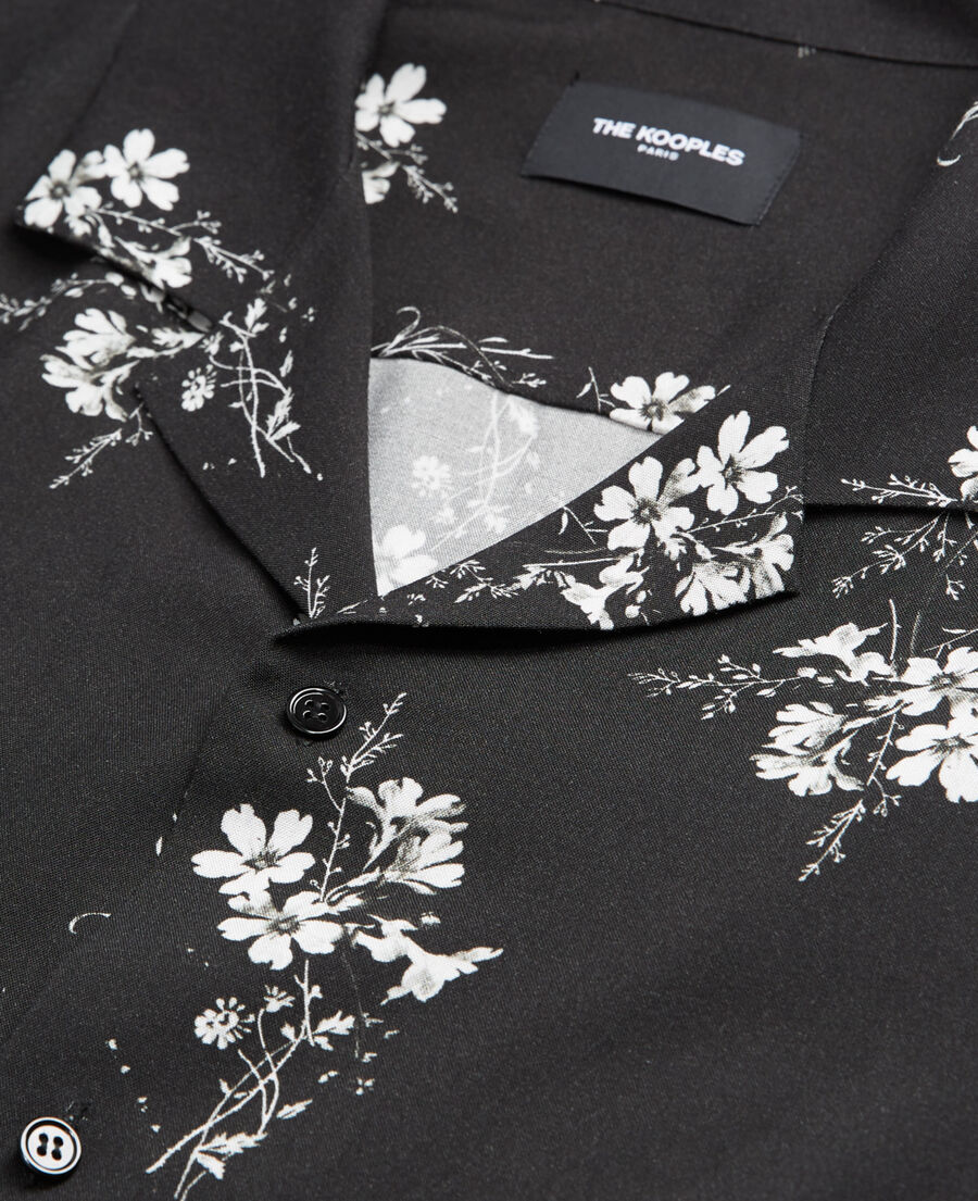 floral shirt