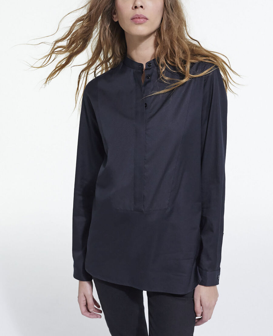 black shirt
