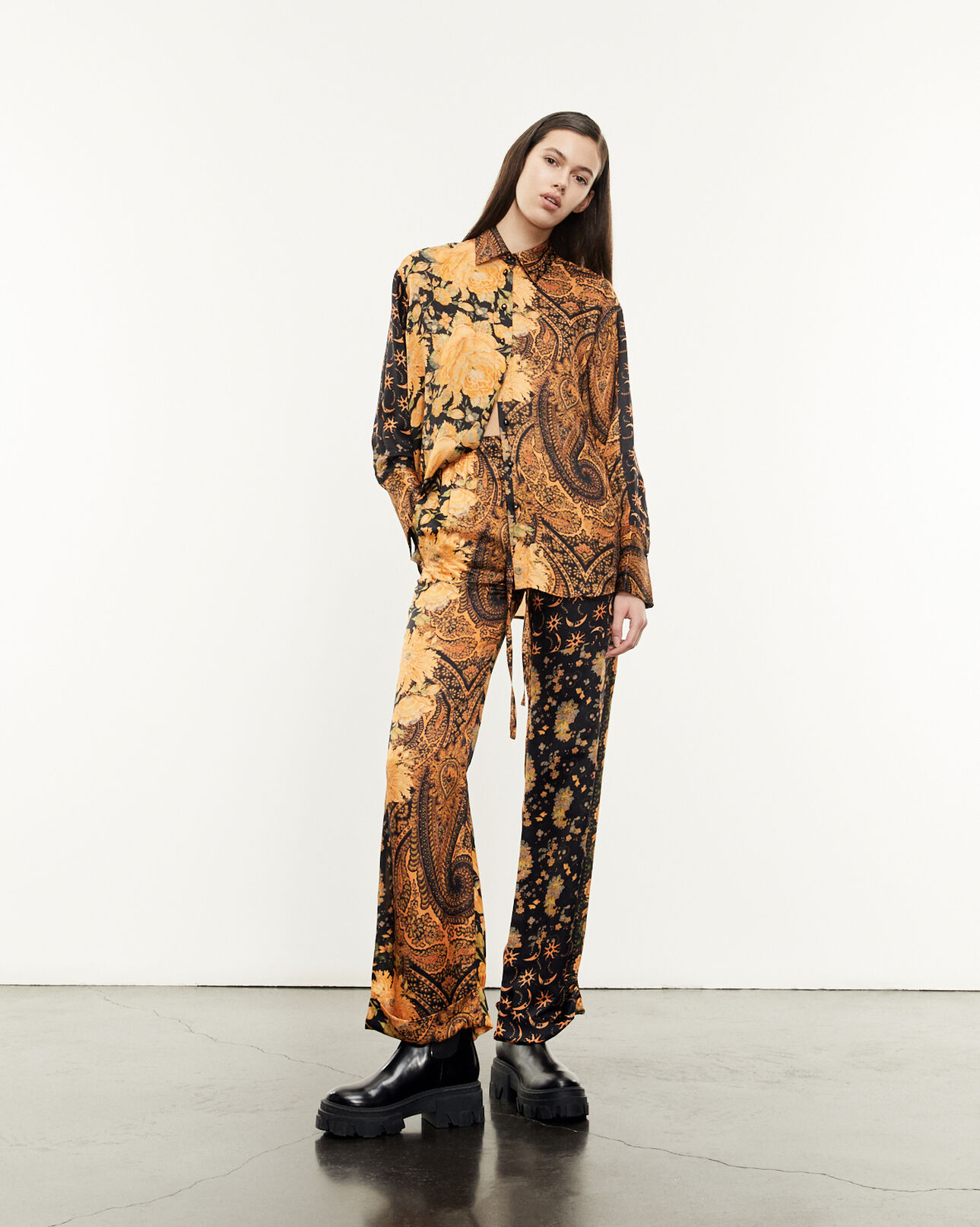 The Kooples DAMEN BLACK-ORANGE schwarz und orange bedruckte fließende hose