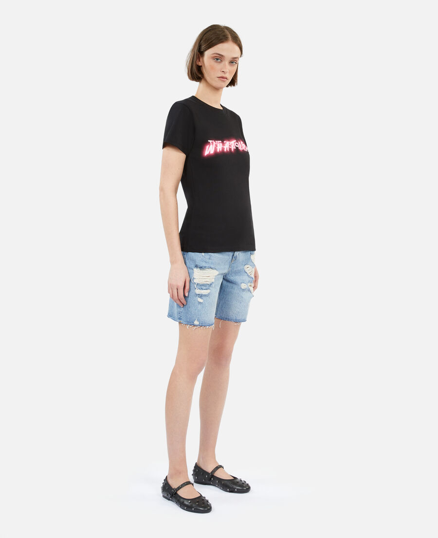 what is black t-shirt