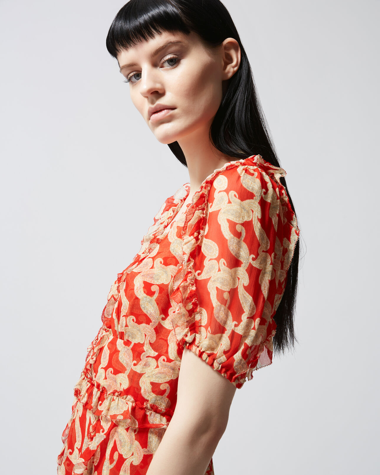 The Kooples FEMME RED / ECRU robe longue imprimée rouge à volants