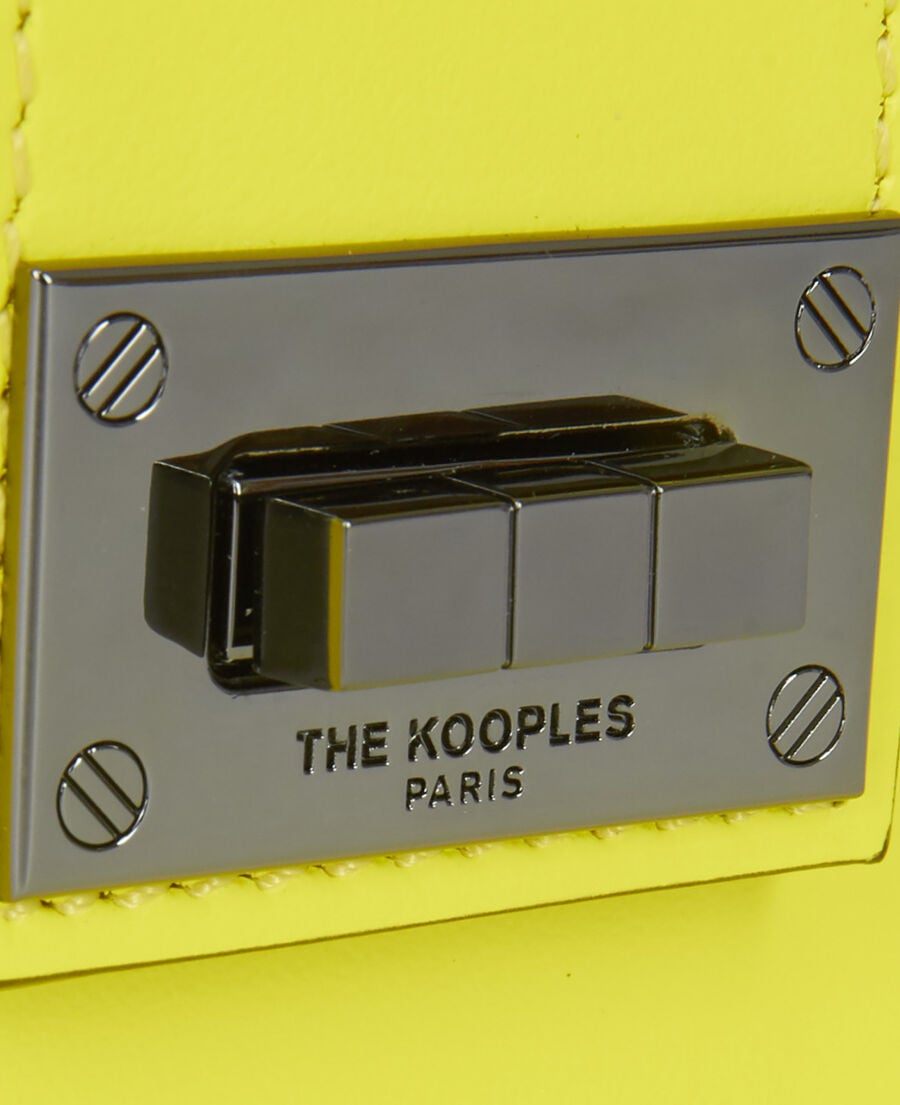 The Kooples FEMME YELLOW ACID pochette emily medium en cuir jaune