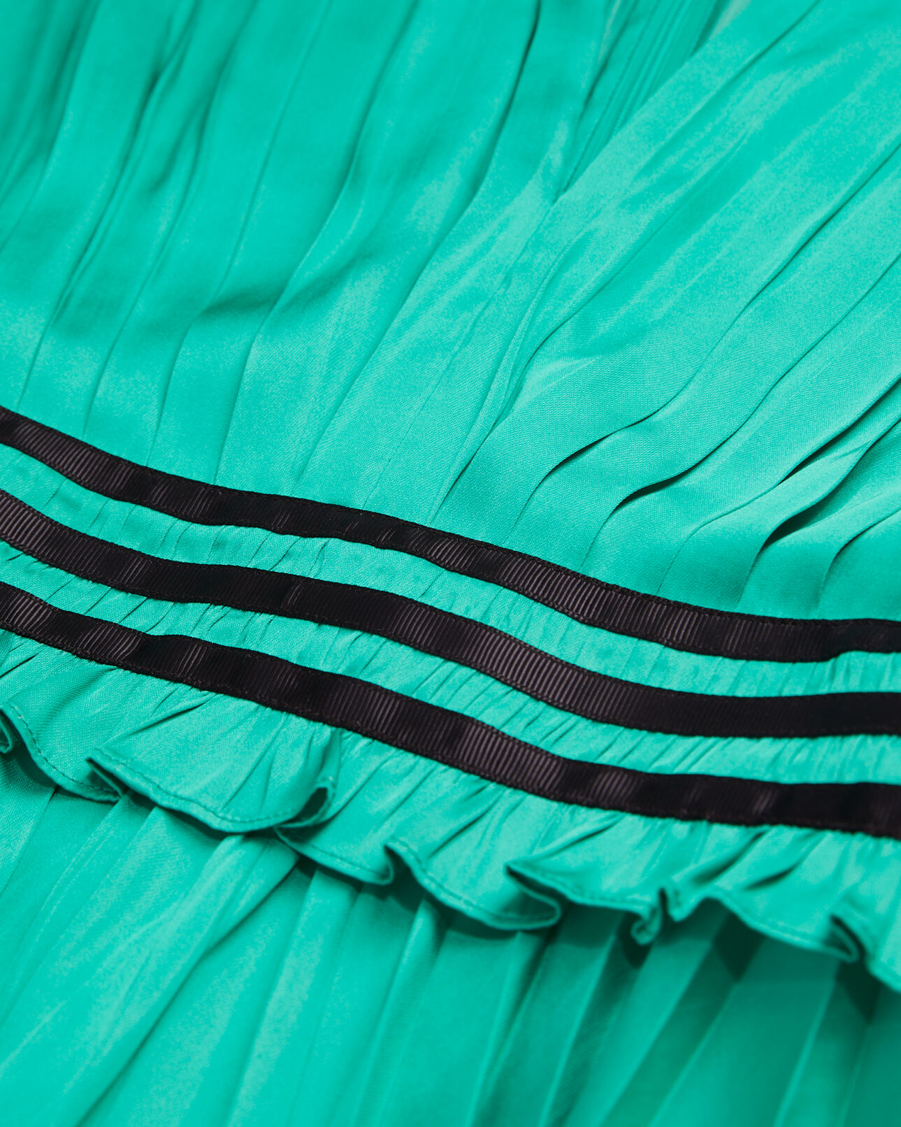 The Kooples FEMME EMERAUDE robe courte plissée verte