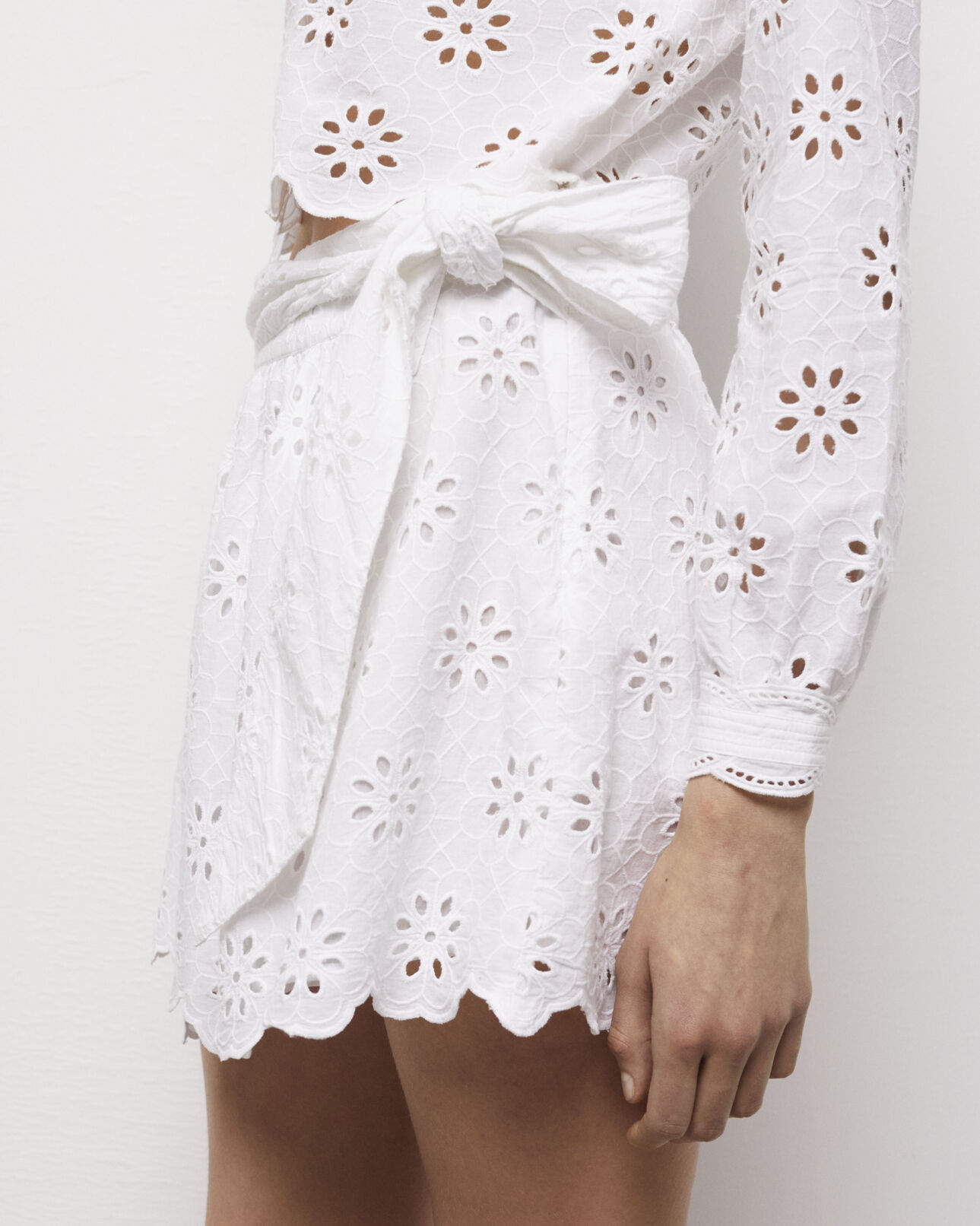 The Kooples DAMEN WHITE kurzer, weißer rock mit englischer stickerei