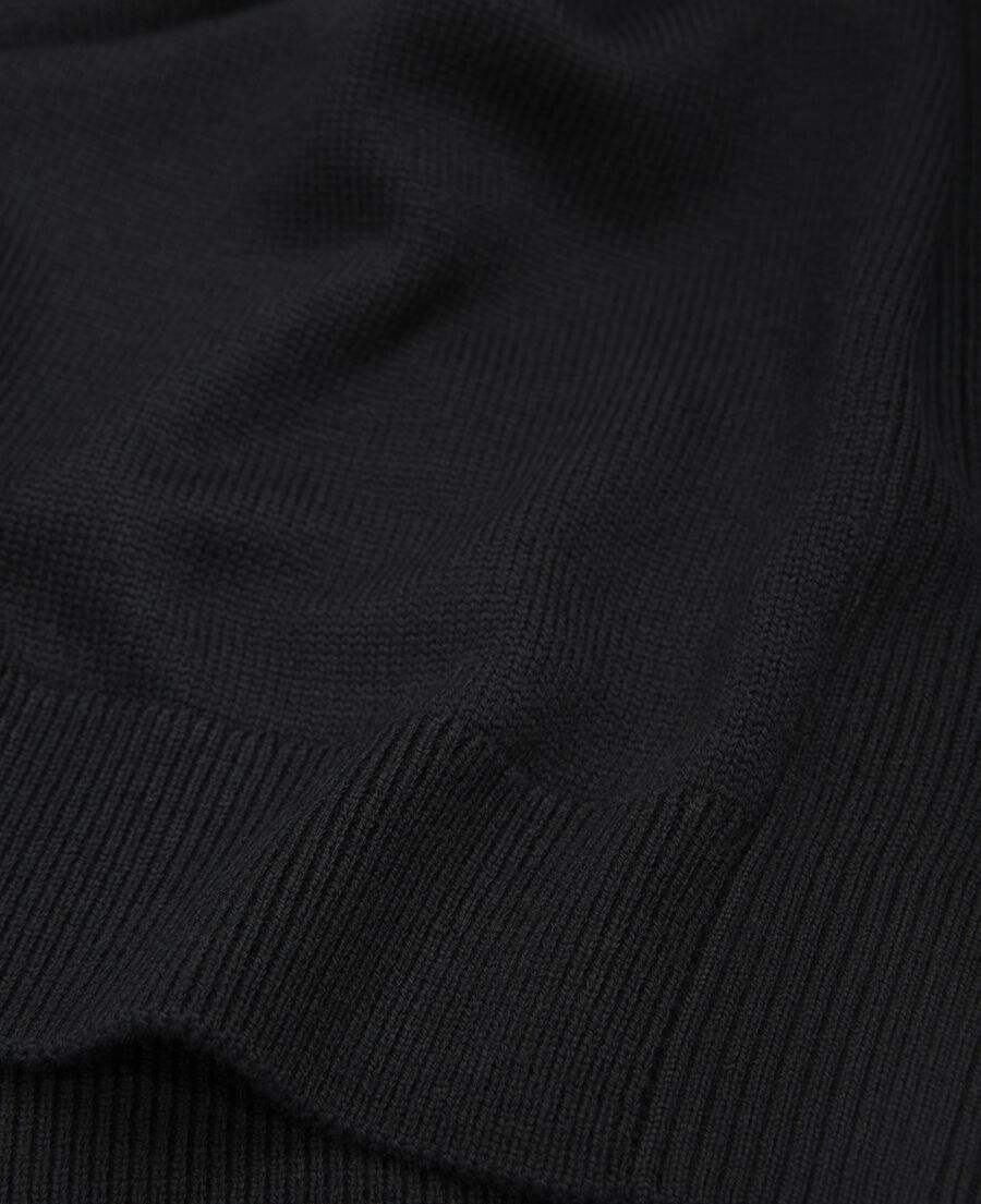 strickpullover schwarz rundhalsausschnitt