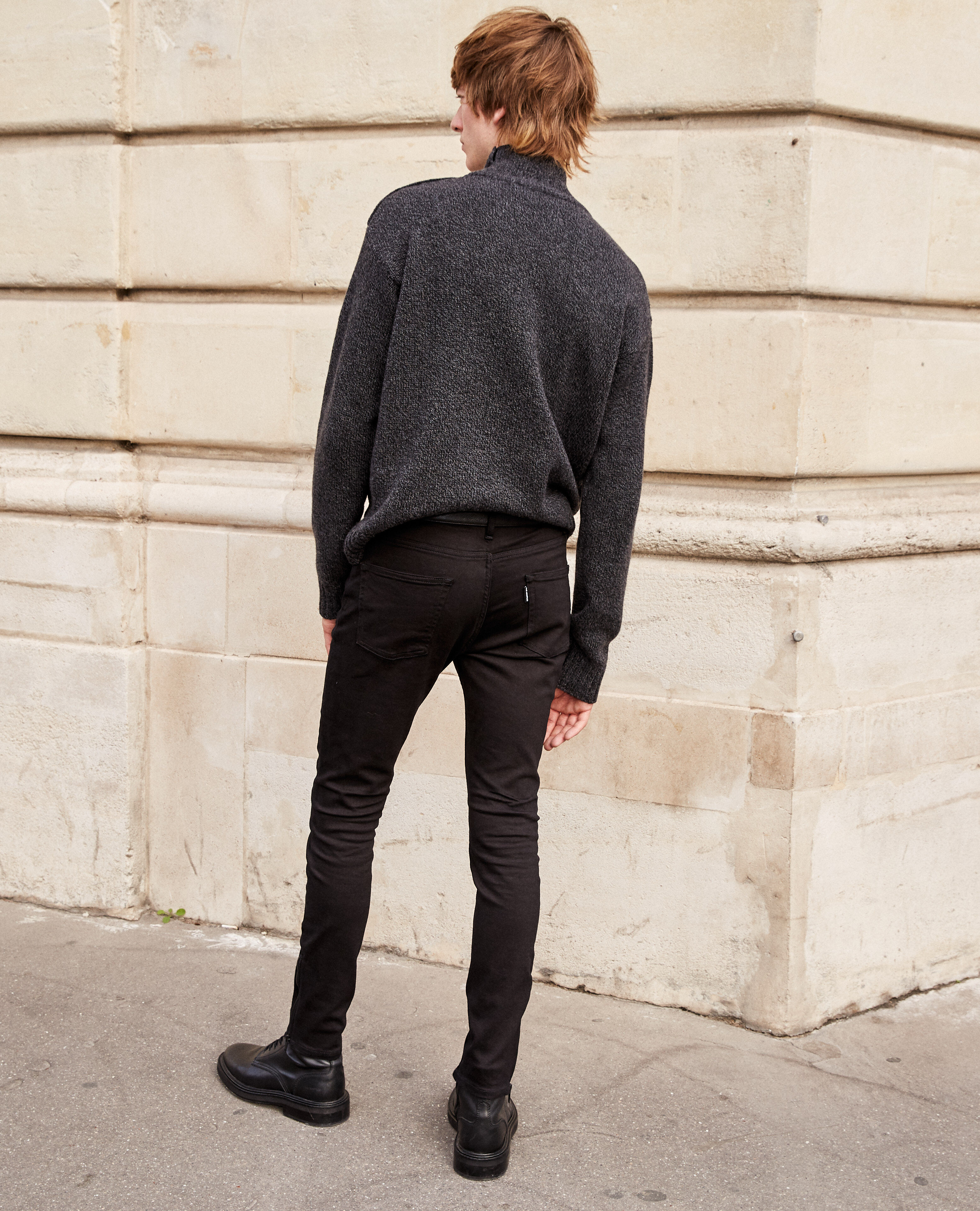 Black jeans deals with zips