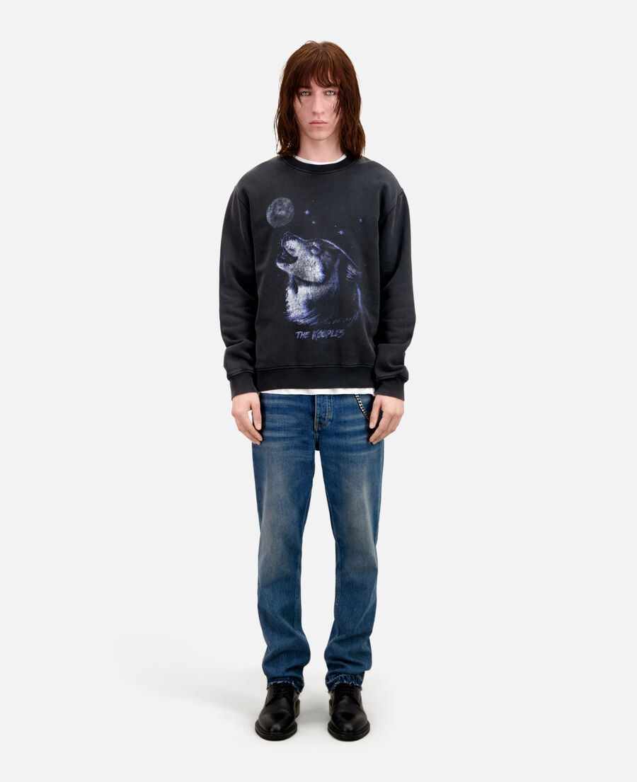 men's black sweatshirt with wolf serigraphy