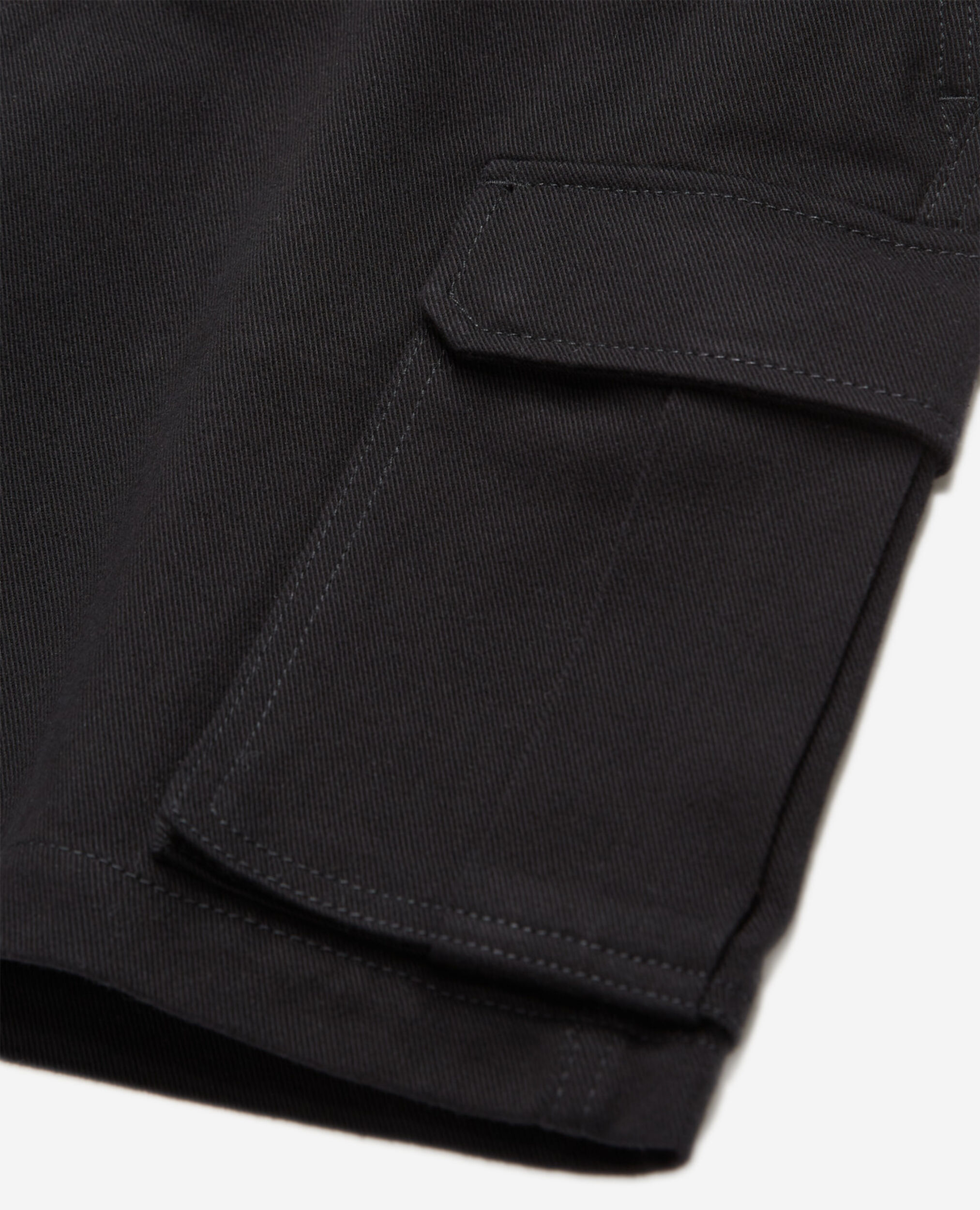 Short noir coton biologique à poches cargo, BLACK, hi-res image number null