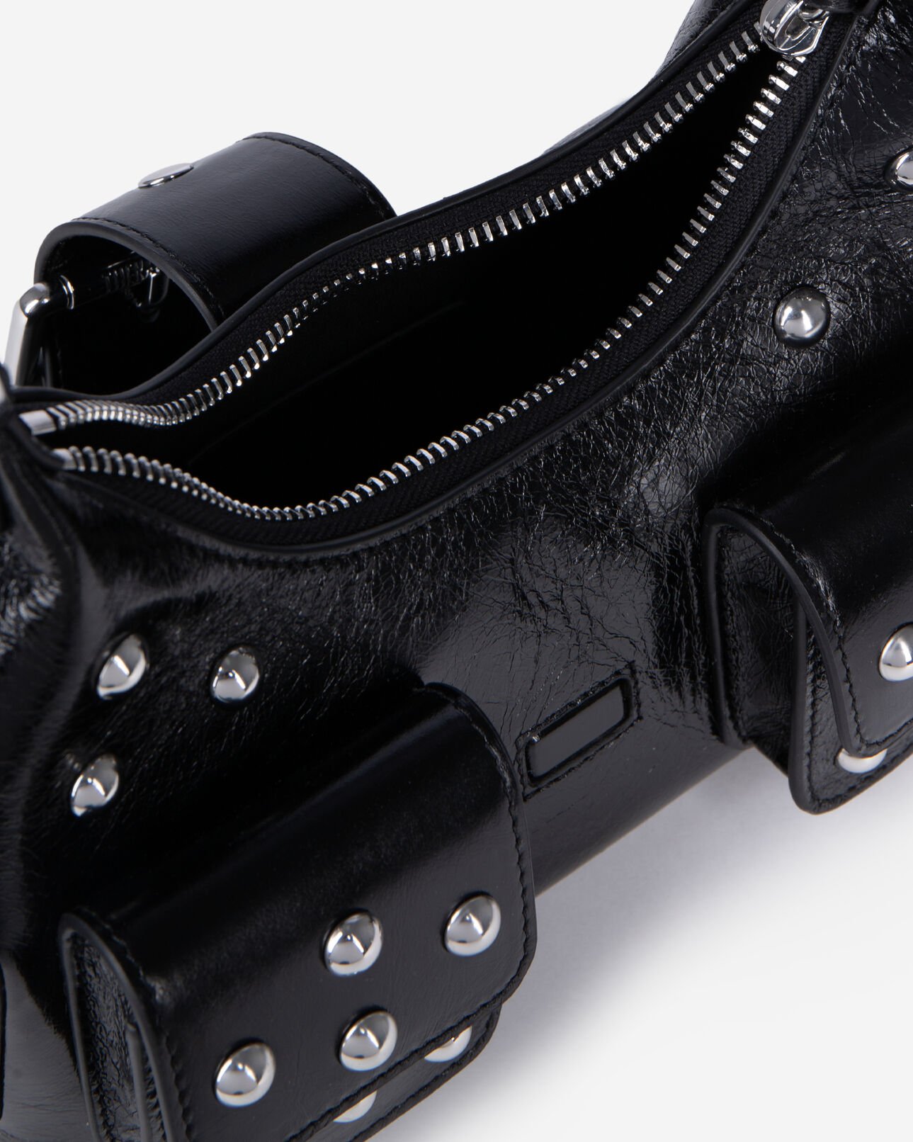 The Kooples DAMEN BLACK amelia kleine tasche aus schwarzem cracked-leder mit nieten