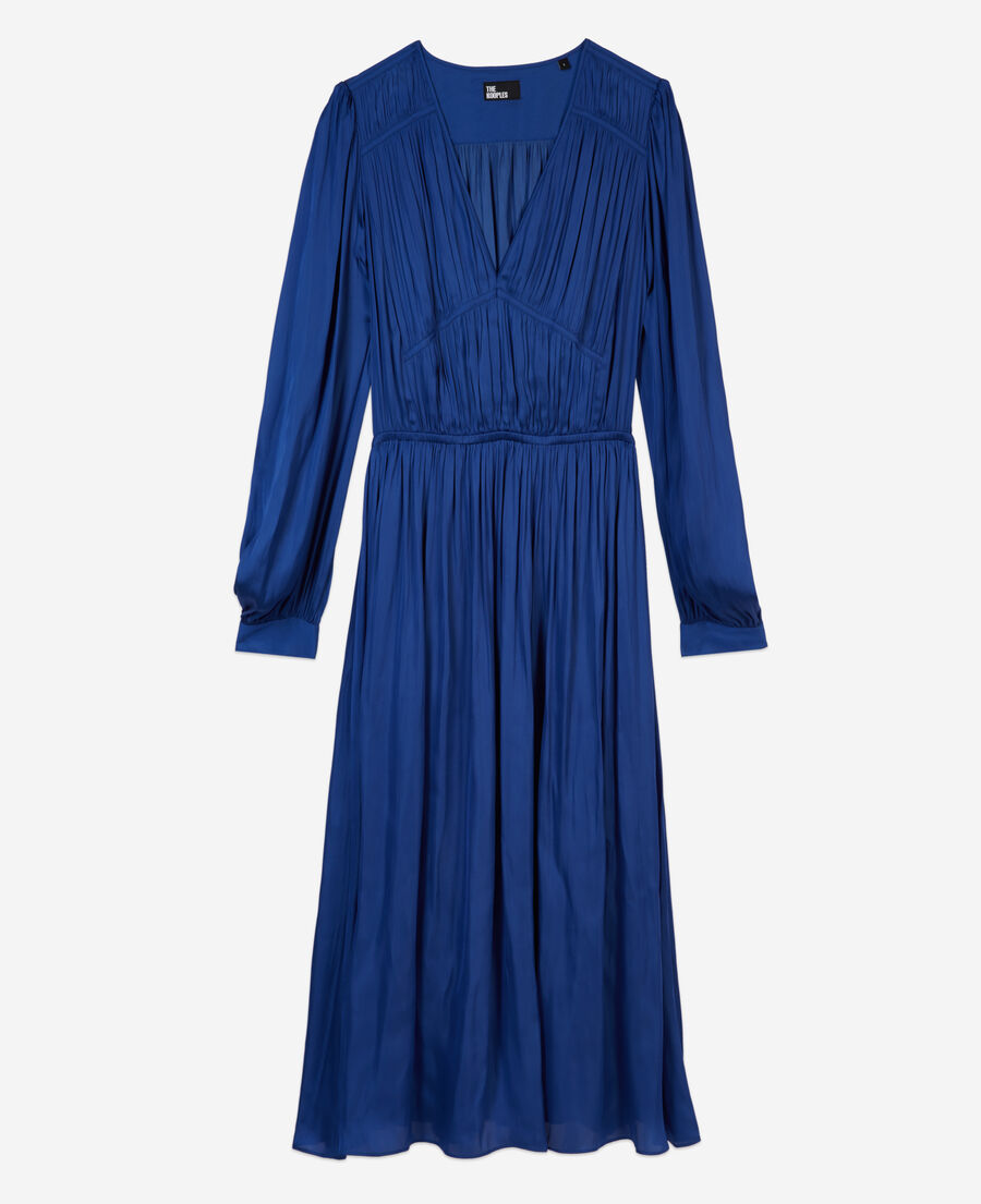vestido largo azul plisado