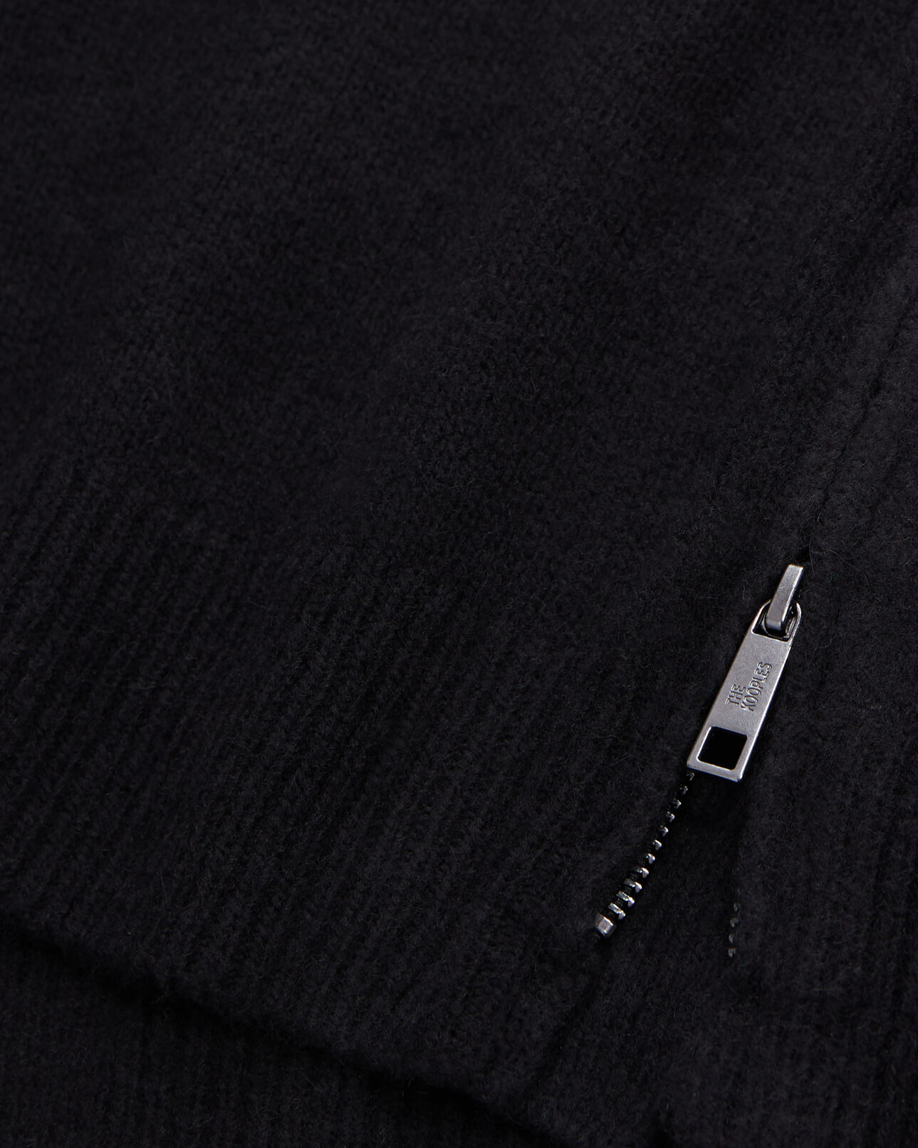 The Kooples HOMME BLACK pull en laine mélangée avec zip noir