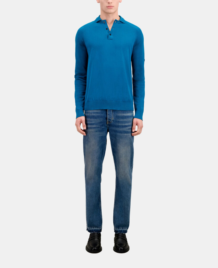polo bleu en maille