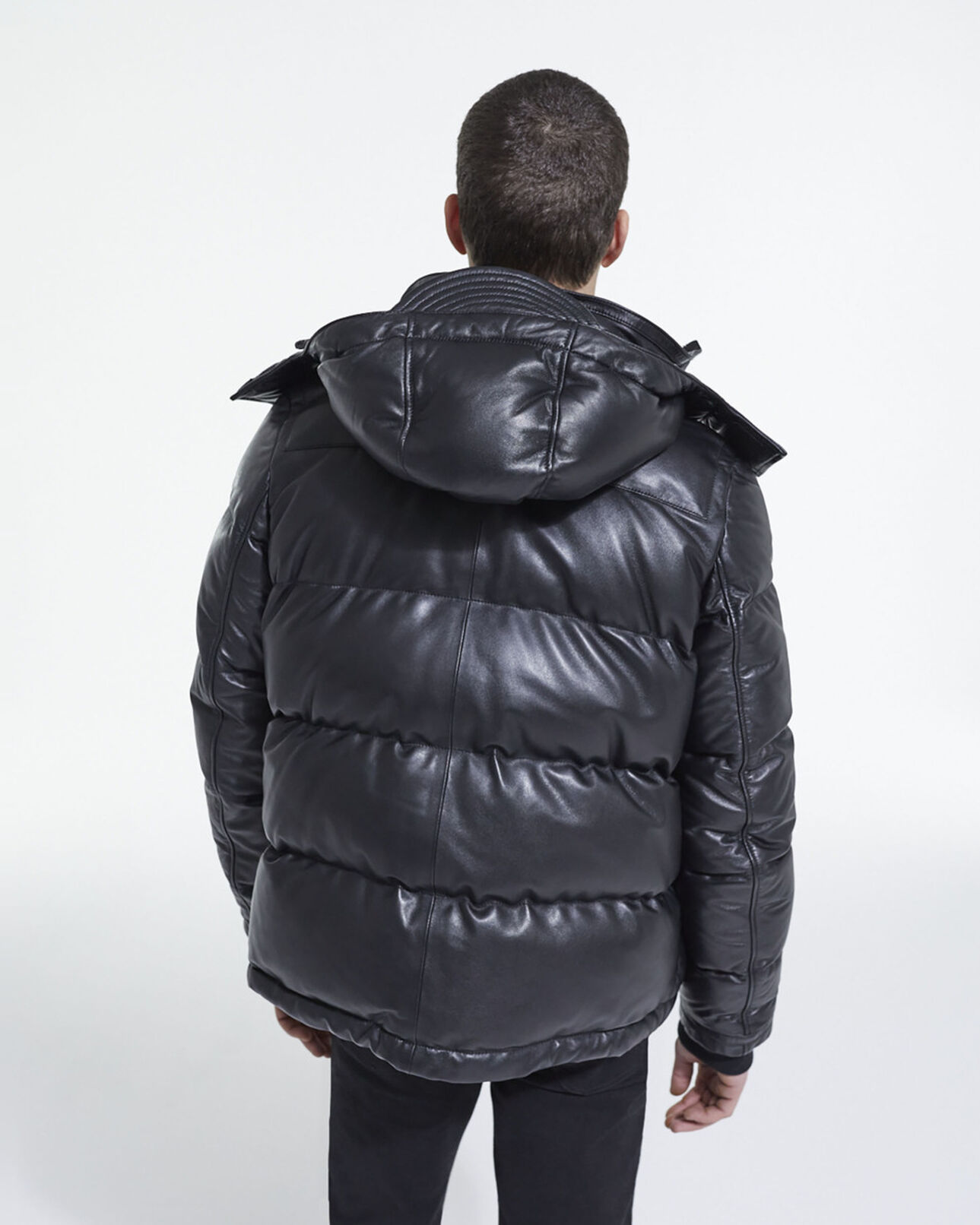 The Kooples HOMME BLACK doudoune courte en cuir noir bretelles