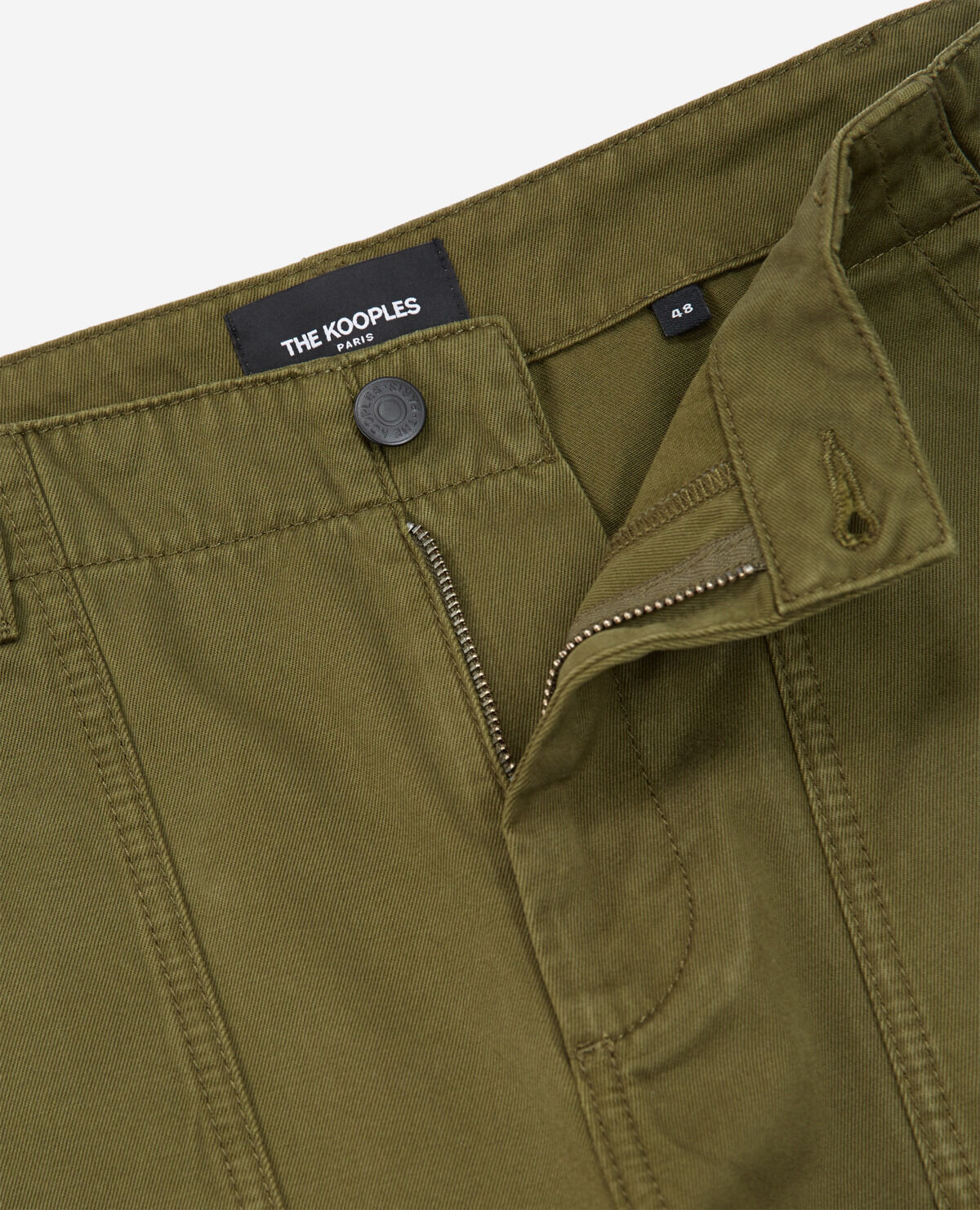 Beige chino pants with side pockets