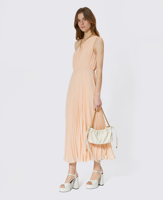 The Kooples FEMME NUDE POUDRE robe longue asym&eacute;trique pliss&eacute;e p&ecirc;che