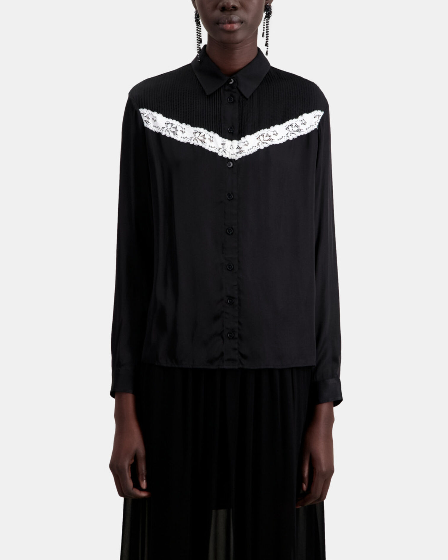 Chemise noire avec détail en dentelle, BLACK, hi-res image number null