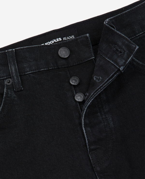 jean noir coupe slim à cinq poches