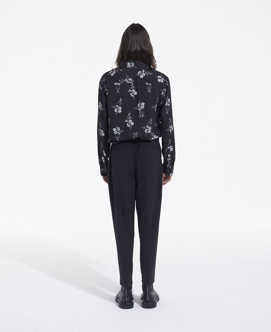 floral shirt