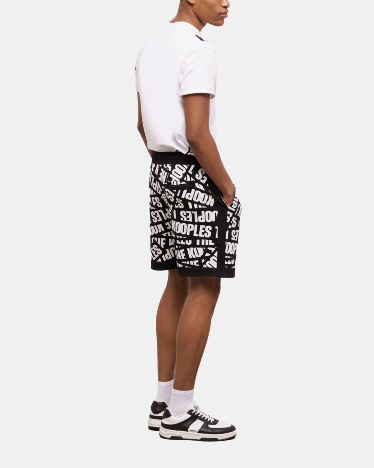 The Kooples HOMBRE BLACK / WHITE pantalones cortos tape logotipo