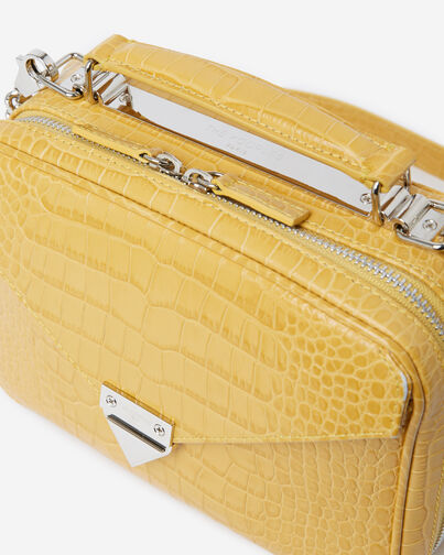 , YELLOW, hi-res image number null