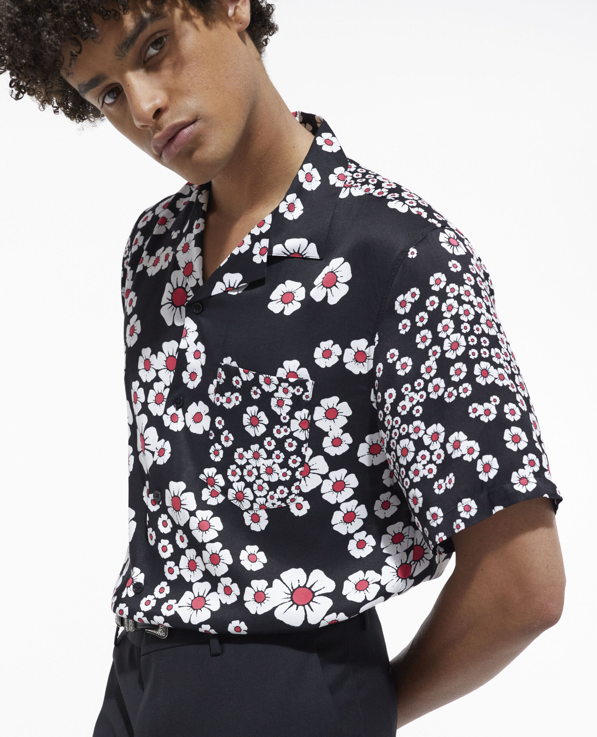 Camisa floral con cuello hawaiano, BLACK / PINK, hi-res image number null