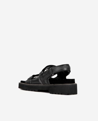 The Kooples FEMME BLACK sandales plates en cuir noir avec chaîne et clous