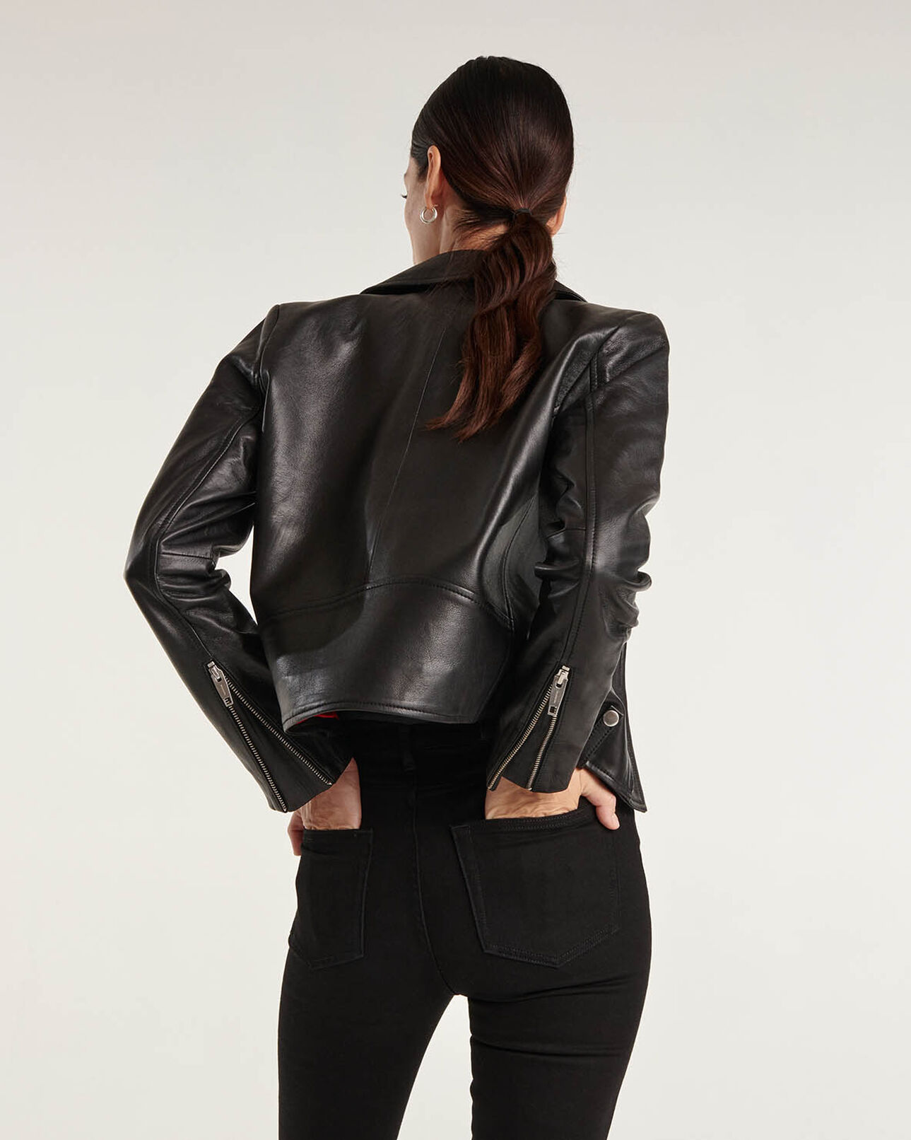 The Kooples FEMME BLACK veste motard cuir noir à détails zippés