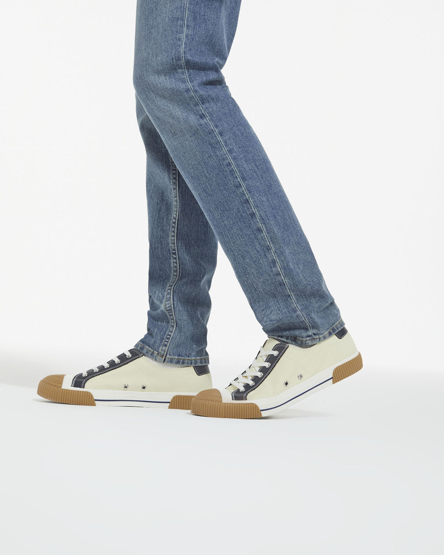 Ecru low-top canvas sneakers with detail, ECRU, hi-res image number null