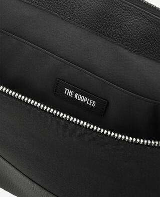 The Kooples HOMME BLACK pochette d'ordinateur en canvas et cuir grainé noir