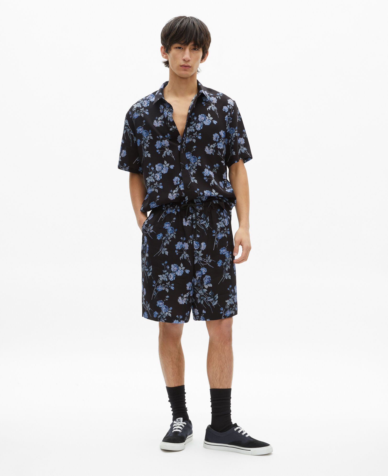 The Kooples MEN BLACK BLUE black 'neon roses' print shirt